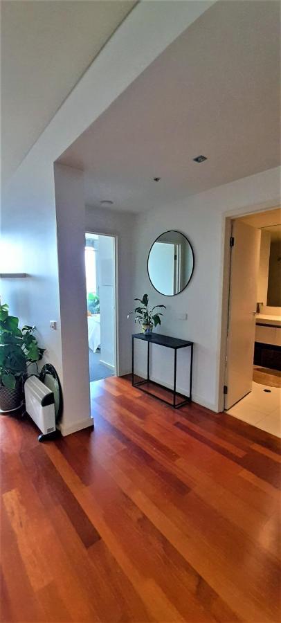 Beautiful Apartment 100Mts Near The Beach In Port Melbourne Esterno foto